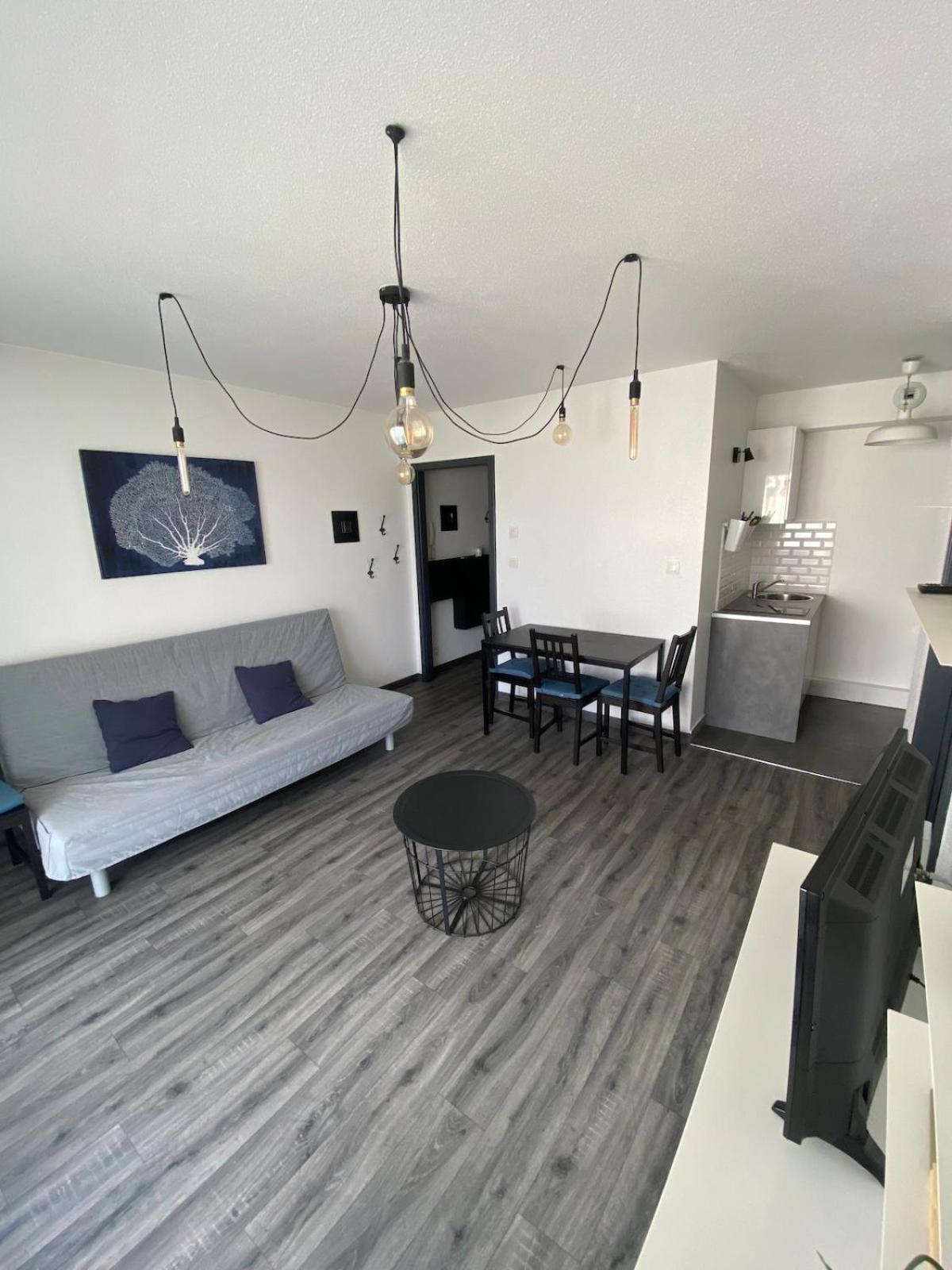 U1 Chaleureux Appartement Avec Balcon A Uffholtz Екстериор снимка